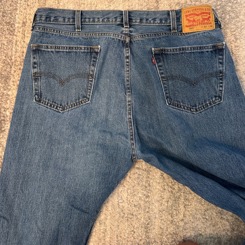 Levi's 505 Men's Jeans 40x30 Regular Fit Straight Leg Medium Wash Distressed